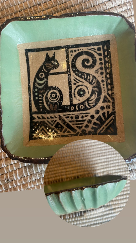 Square cat bowl #1